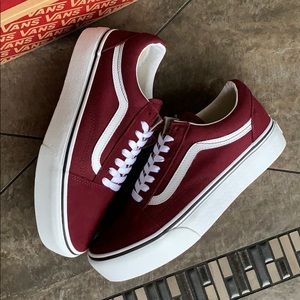 VANS OLD SKOOL PLATFORM Port Royale/True White wmn